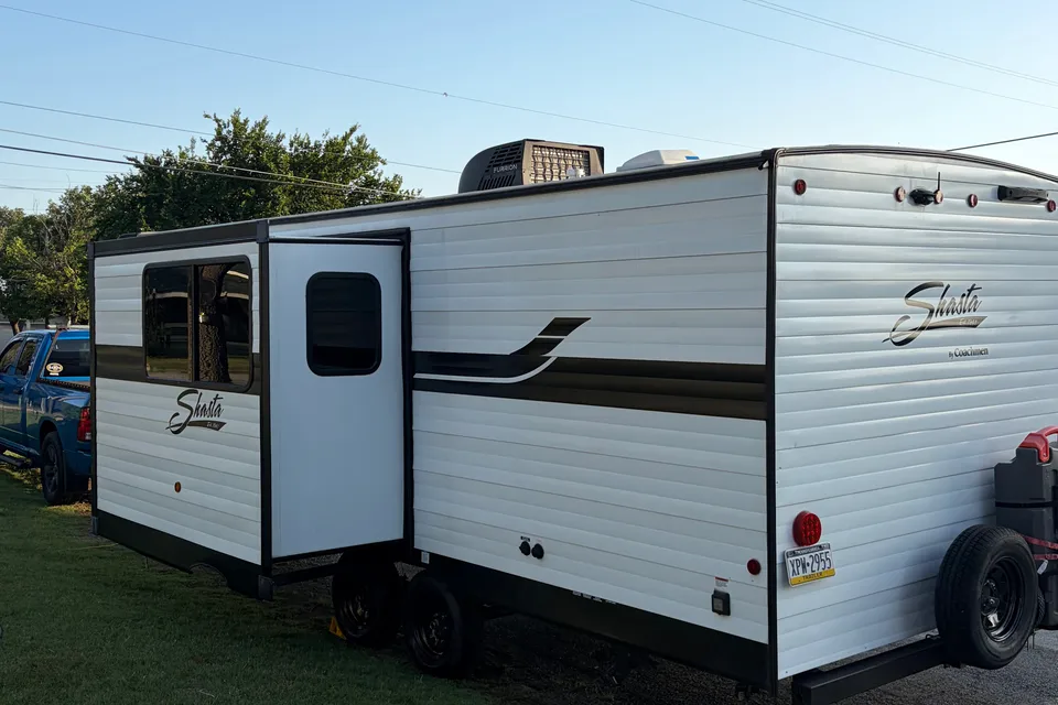 2025 Bunkhouse Sleeps 7 | Delivery Available