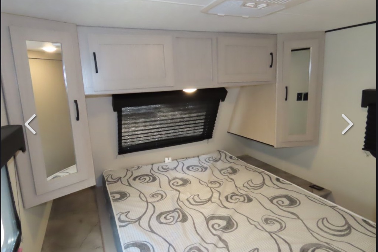 Jedi’s Coachmen Apex Travel Trailer