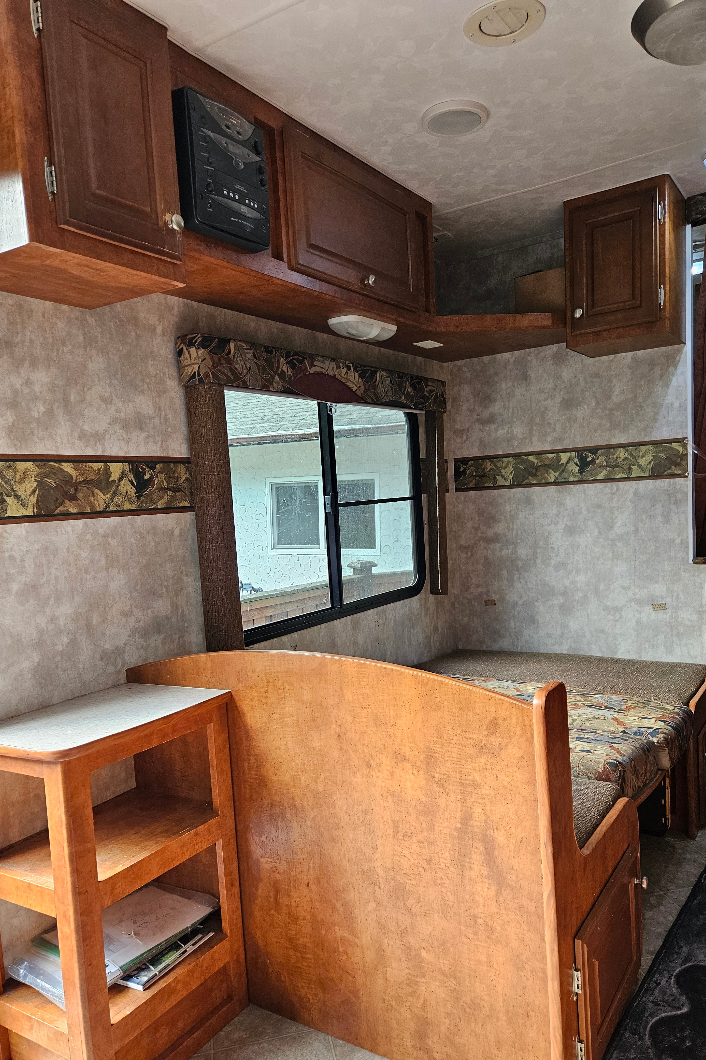 Vancouver Island Dog-Friendly 27ft Tango | Perfect for Camping & Dog Shows