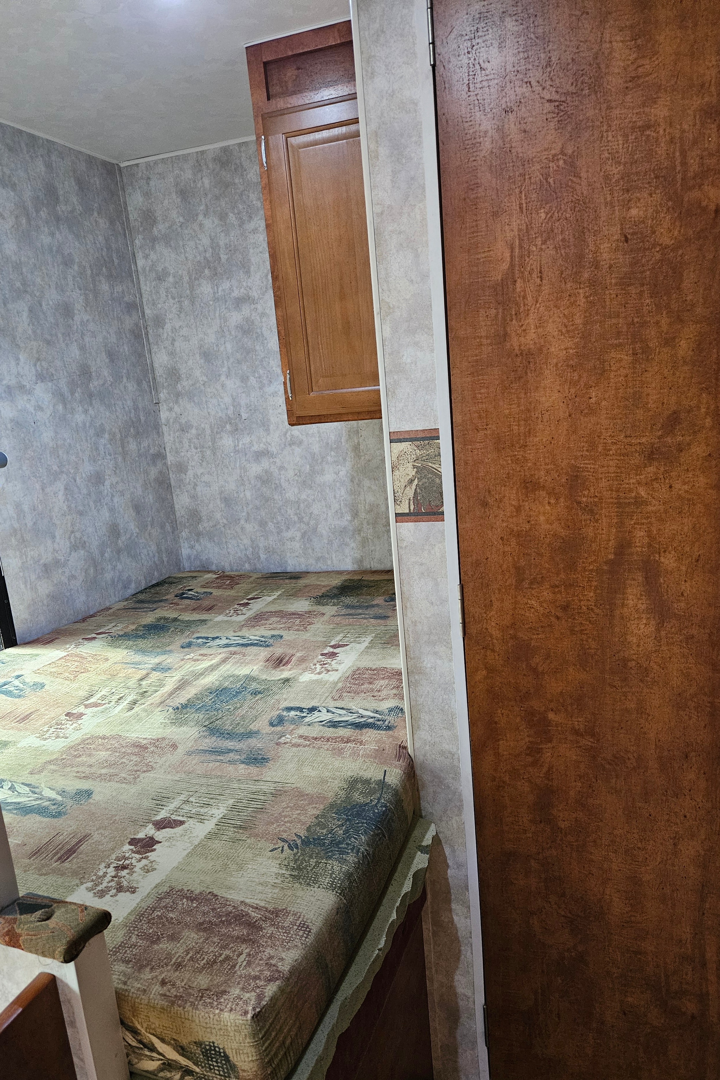 Vancouver Island Dog-Friendly 27ft Tango | Perfect for Camping & Dog Shows
