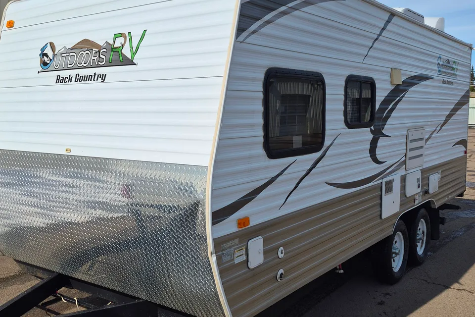 Outback Trailer Manufacturing Back Country 18F Travel Trailer