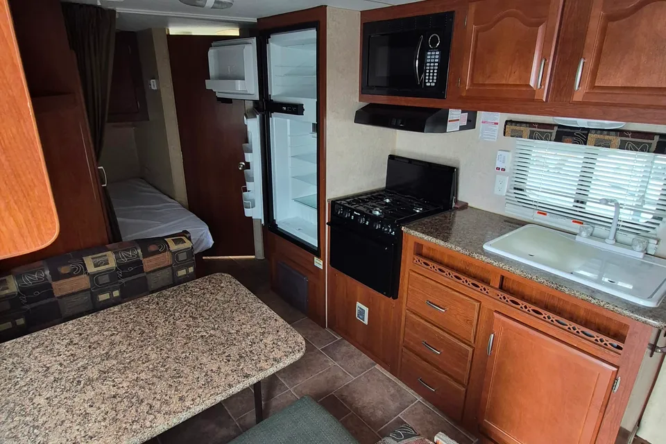 Outback Trailer Manufacturing Back Country 18F Travel Trailer