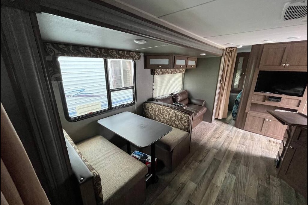 Shadewald's Keystone Hideout Travel Trailer