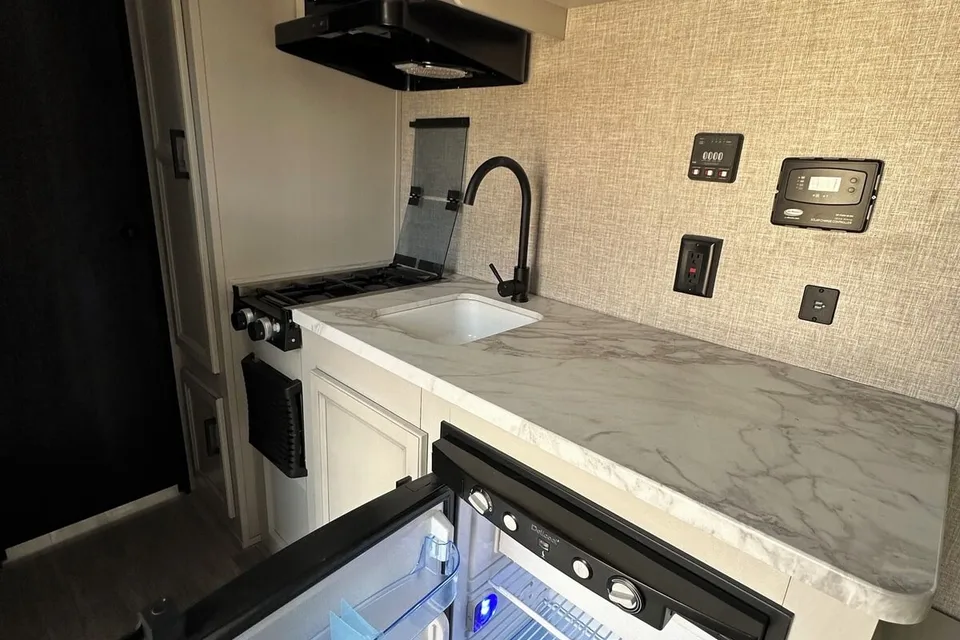 Lore's Jayco Jay Flight Travel Trailer