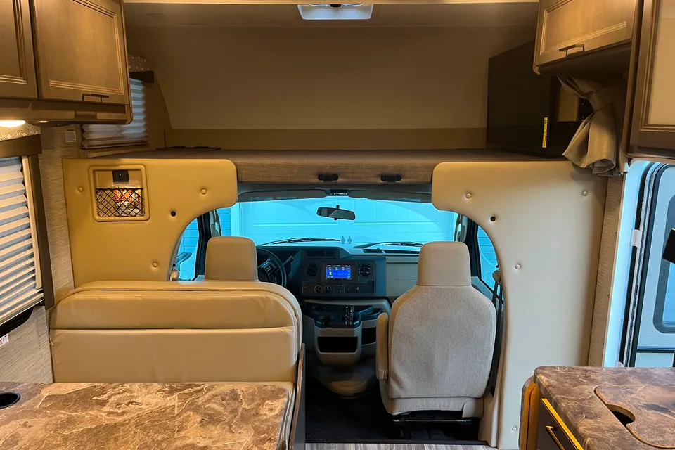 Big Adventures, Easy Driving-Your Class C Getaway Awaits!