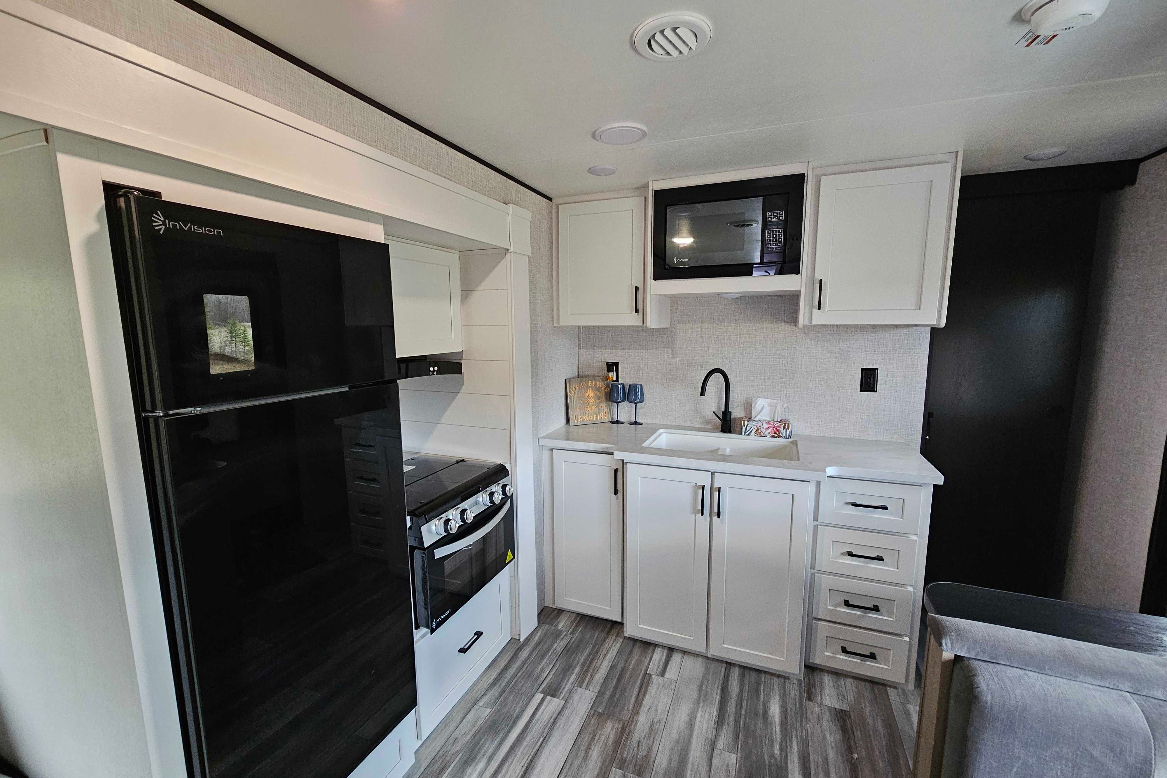 Maddy's Jayco 2025 Jay Flight SLX 265BHSW Travel Trailer