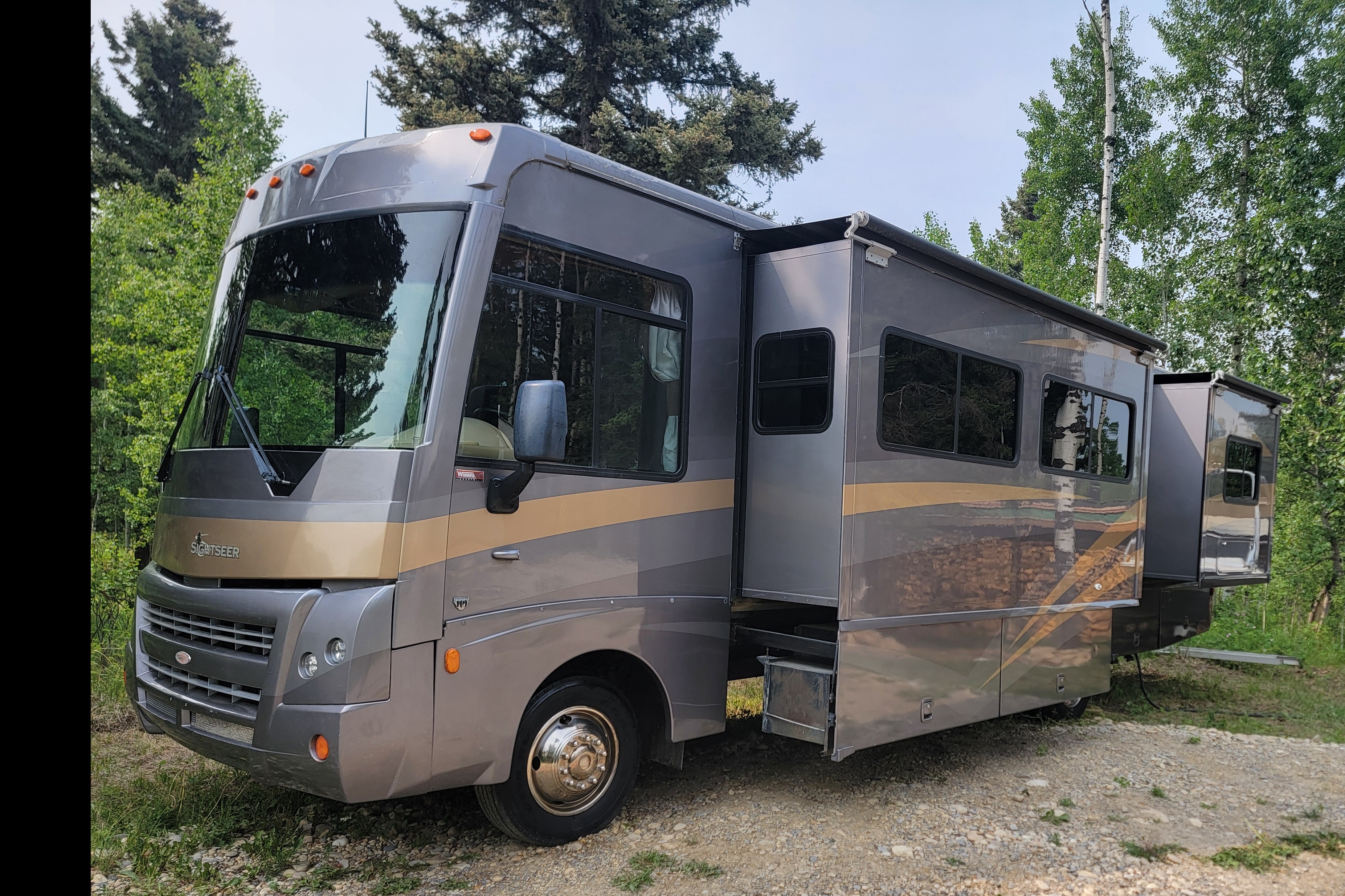 Reno's Winnebago Sightseer 31 Class A
