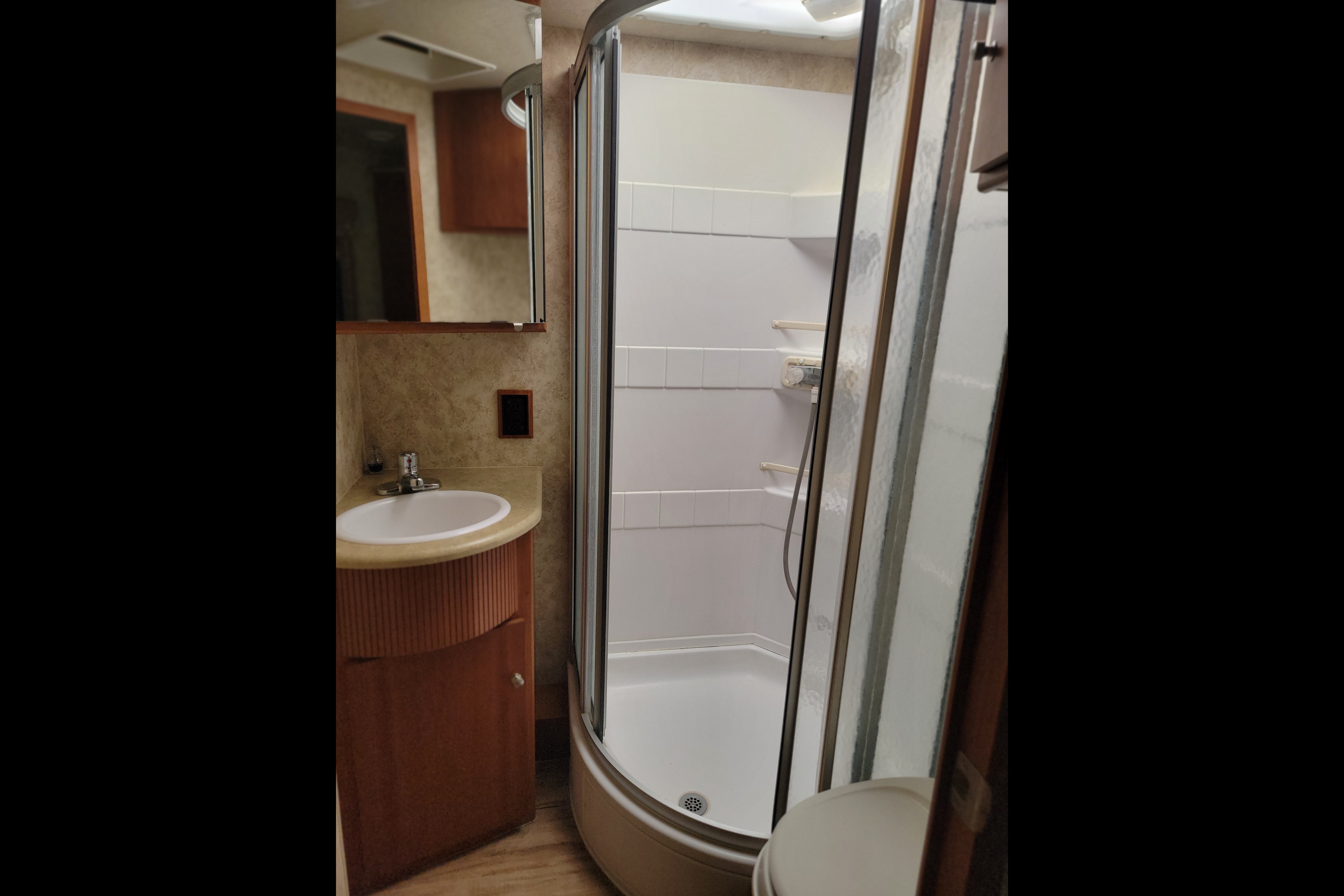 Reno's Winnebago Sightseer 31 Class A