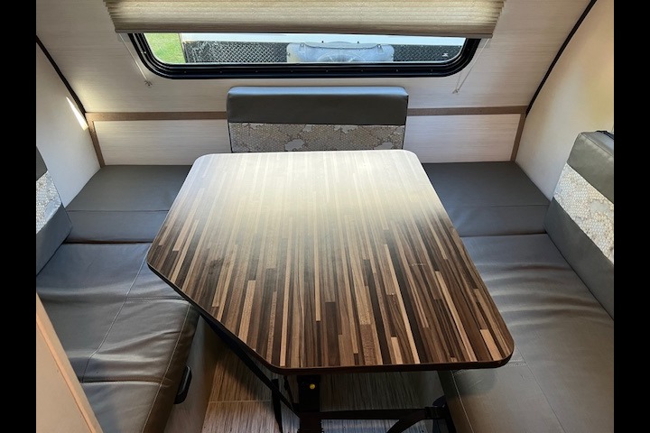 Easy Tow R-Pod for Couples & Families