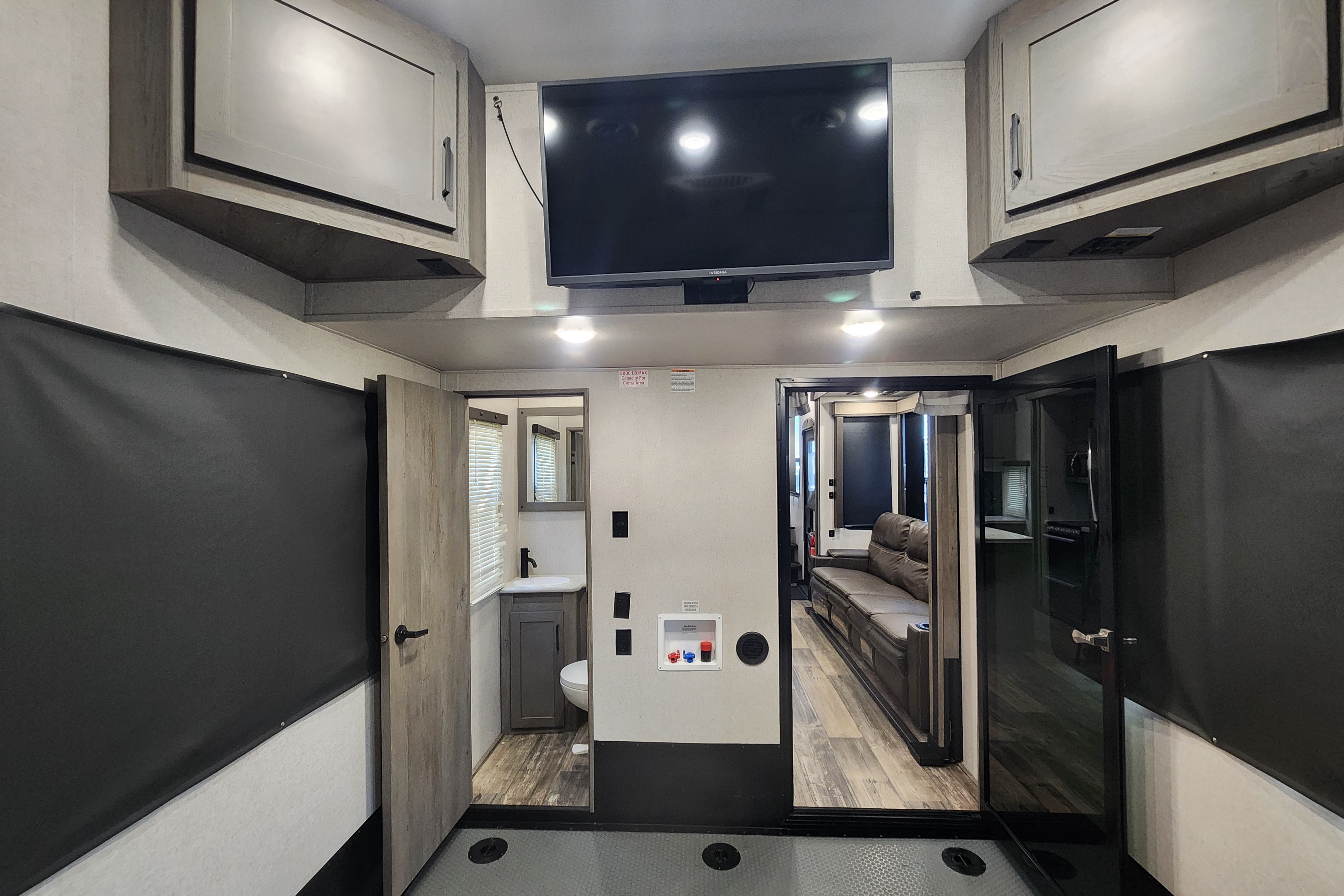 Your next Rv rentals Keystone 415 raptor