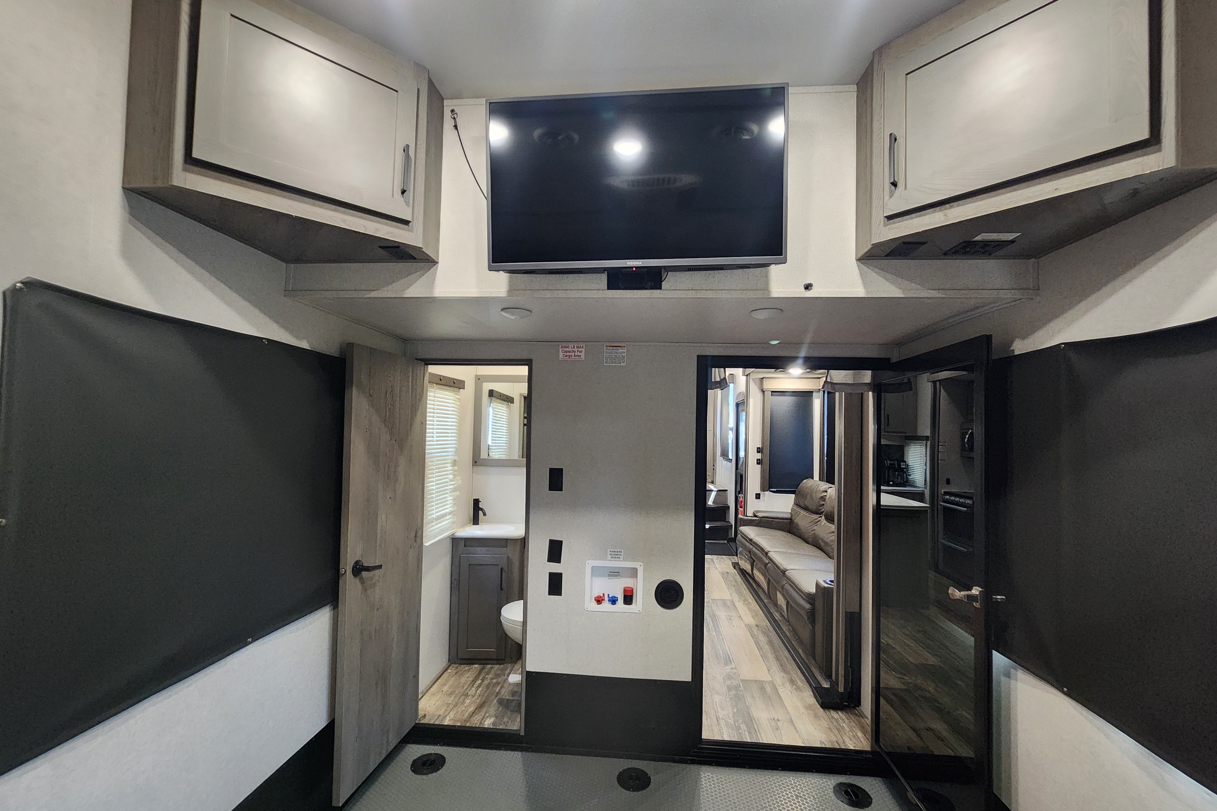 Your next Rv rentals Keystone 415 raptor