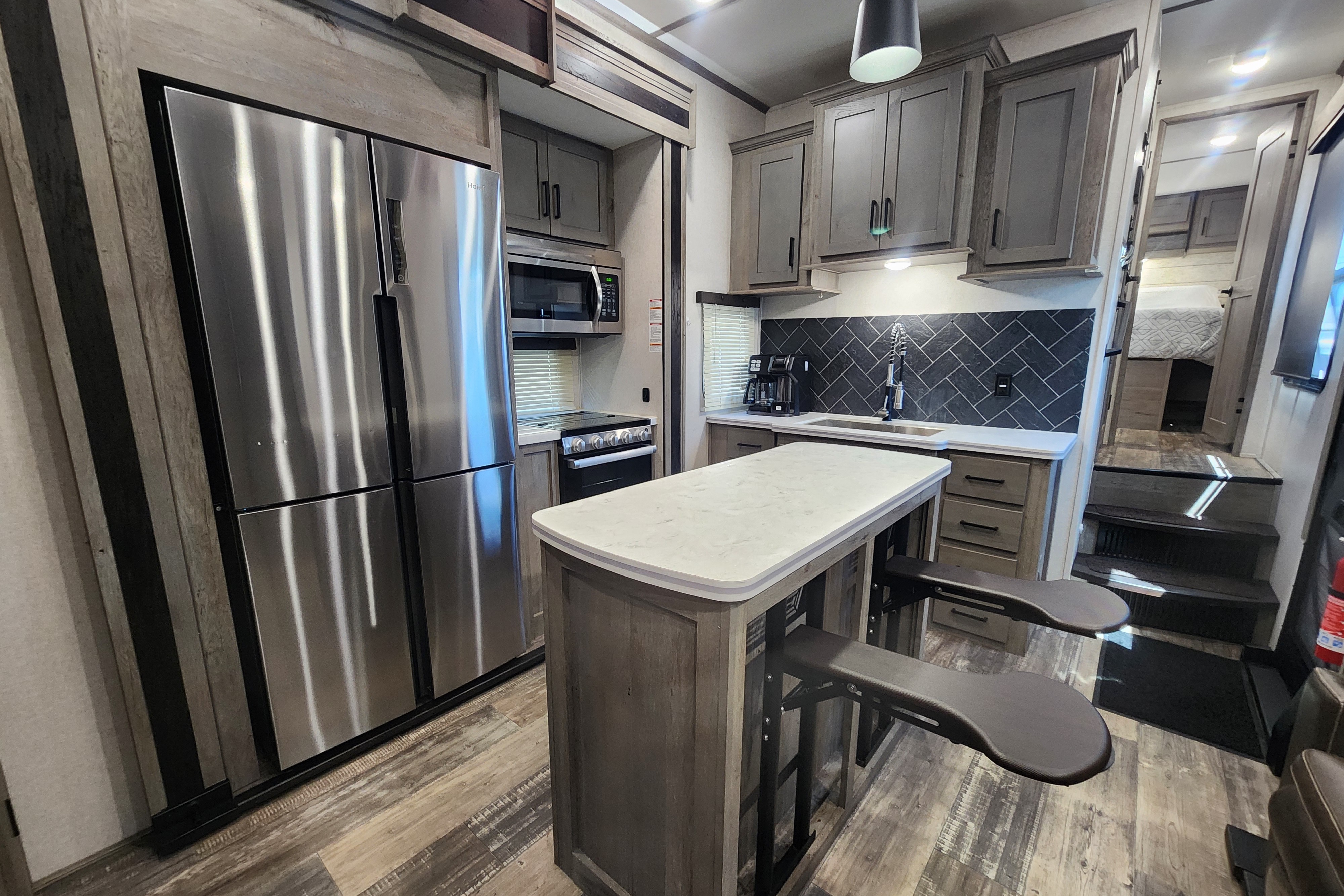 Your next Rv rentals Keystone 415 raptor