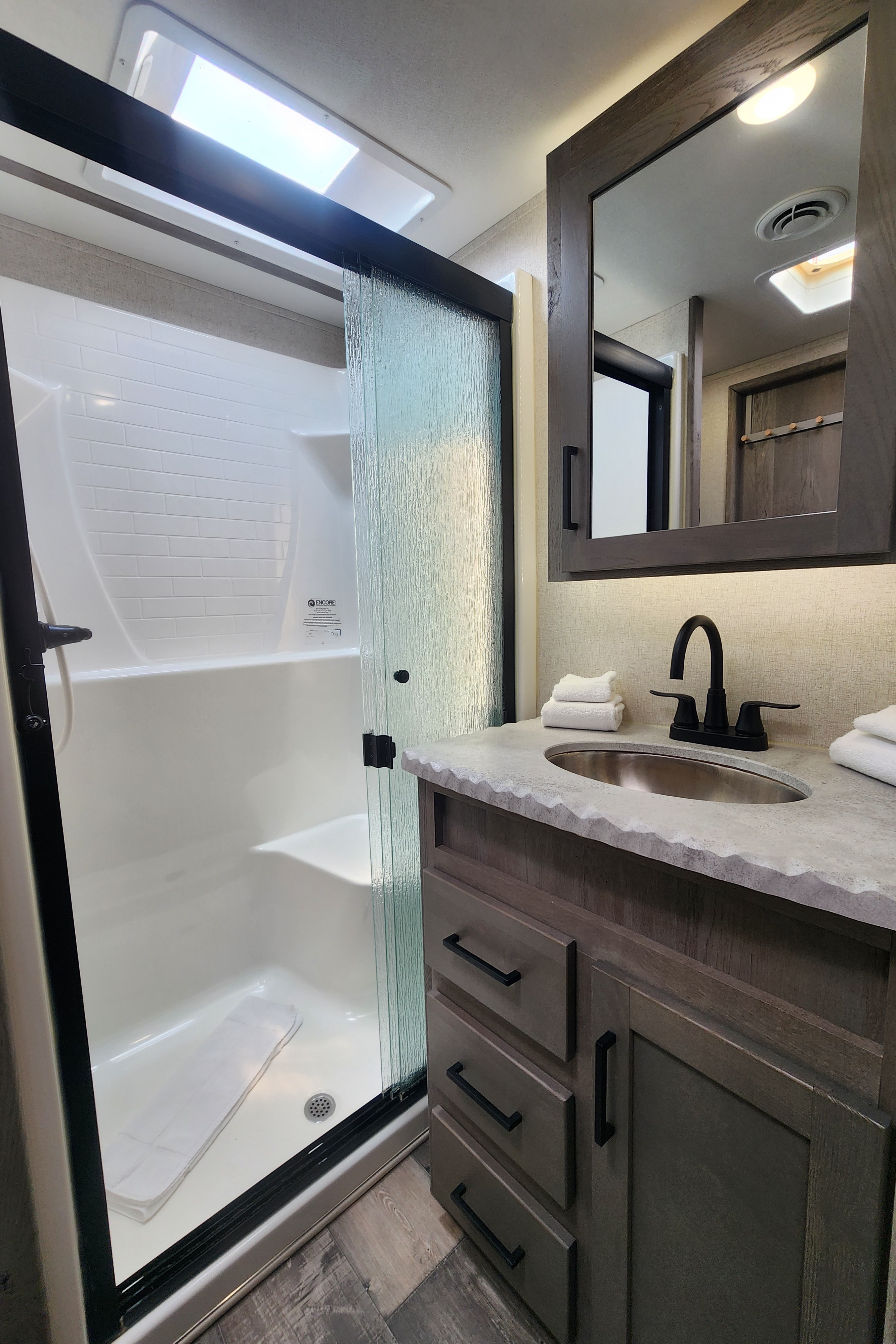 Your next Rv rentals Keystone 415 raptor