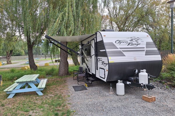Glacier Trailer & RV Rentals