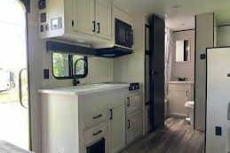 Glacier Trailer & RV Rentals