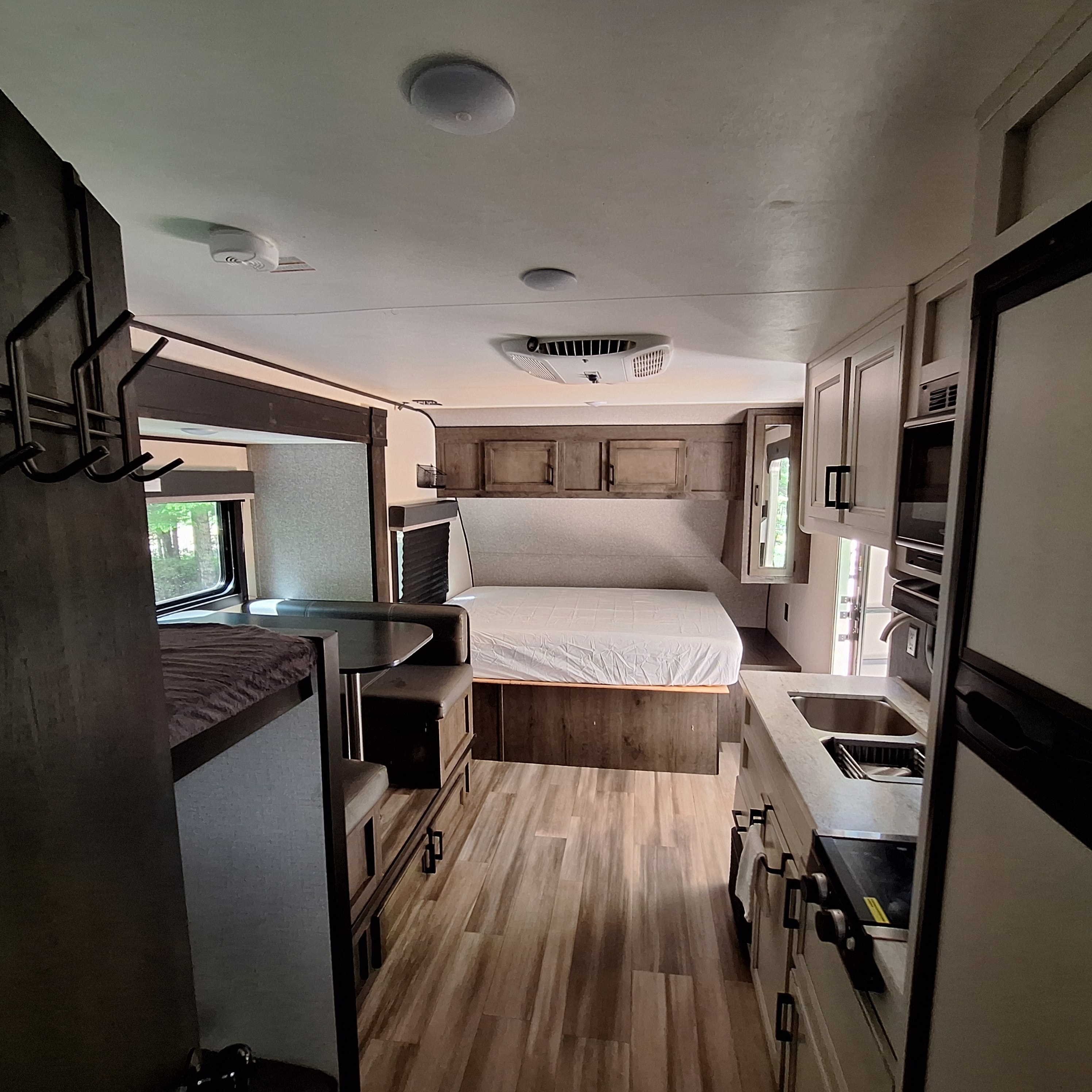 Glacier Trailer & RV Rentals