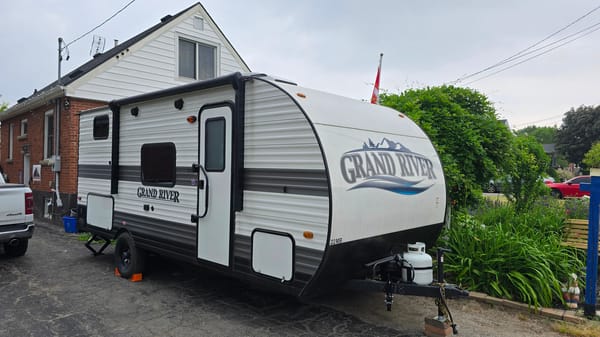 Andmel's Grand River 22MB Travel Trailer