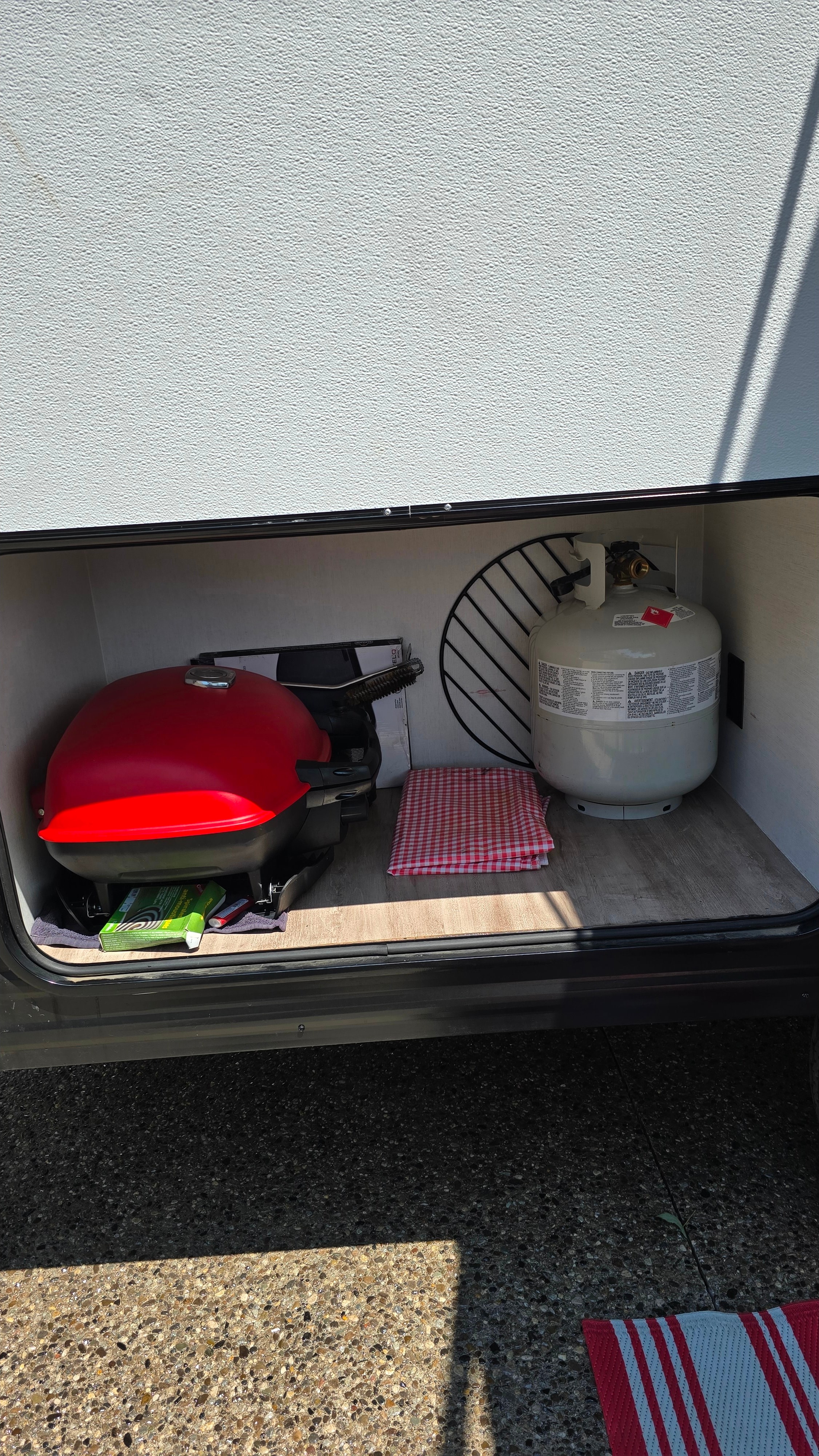 Andmel's Grand River 22MB Travel Trailer