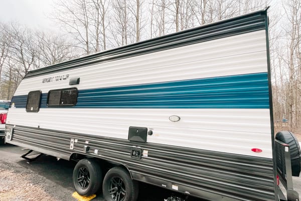 Monika's Cherokee 22MKSE Travel Trailer