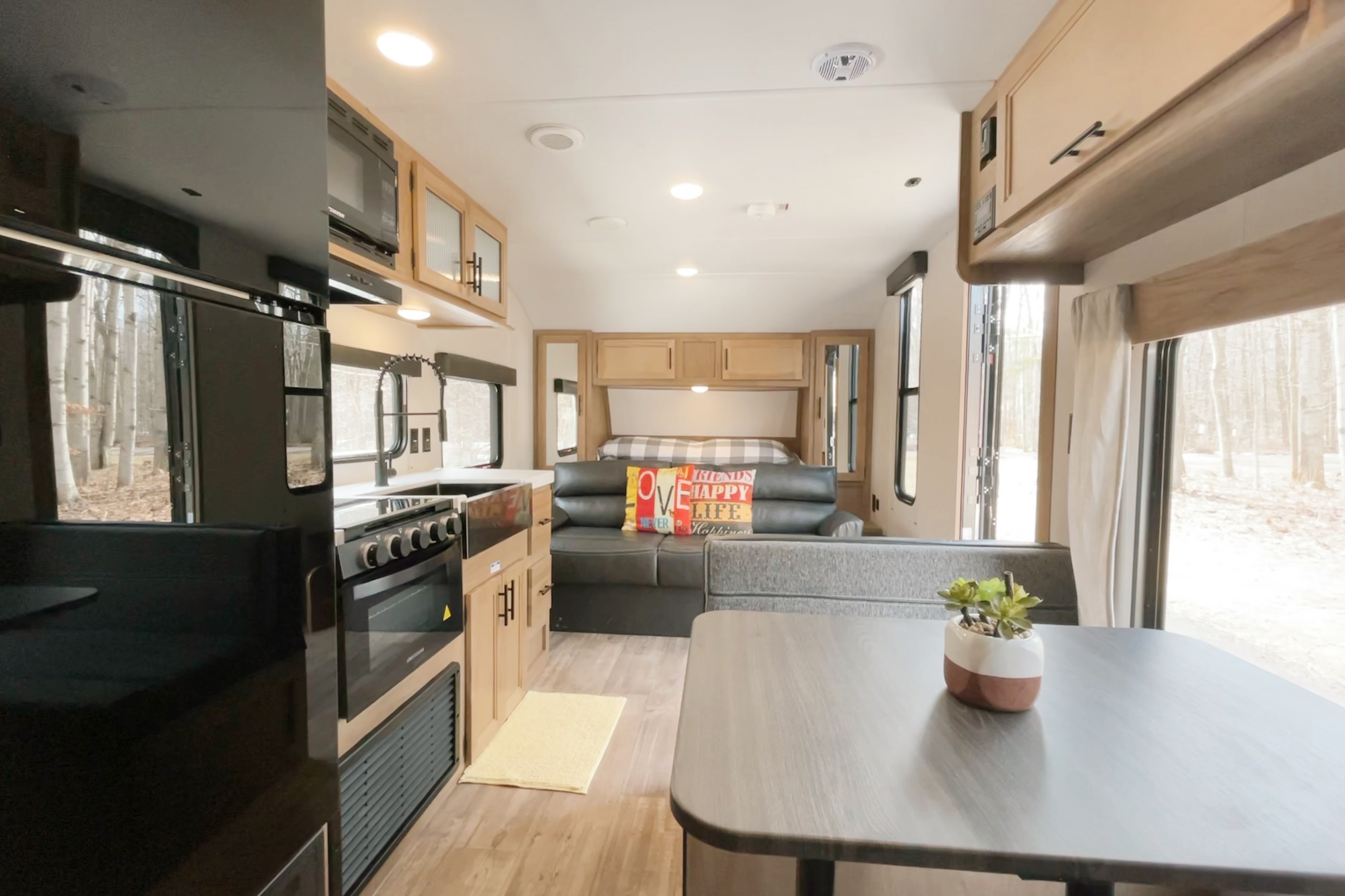 Monika's Cherokee 22MKSE Travel Trailer