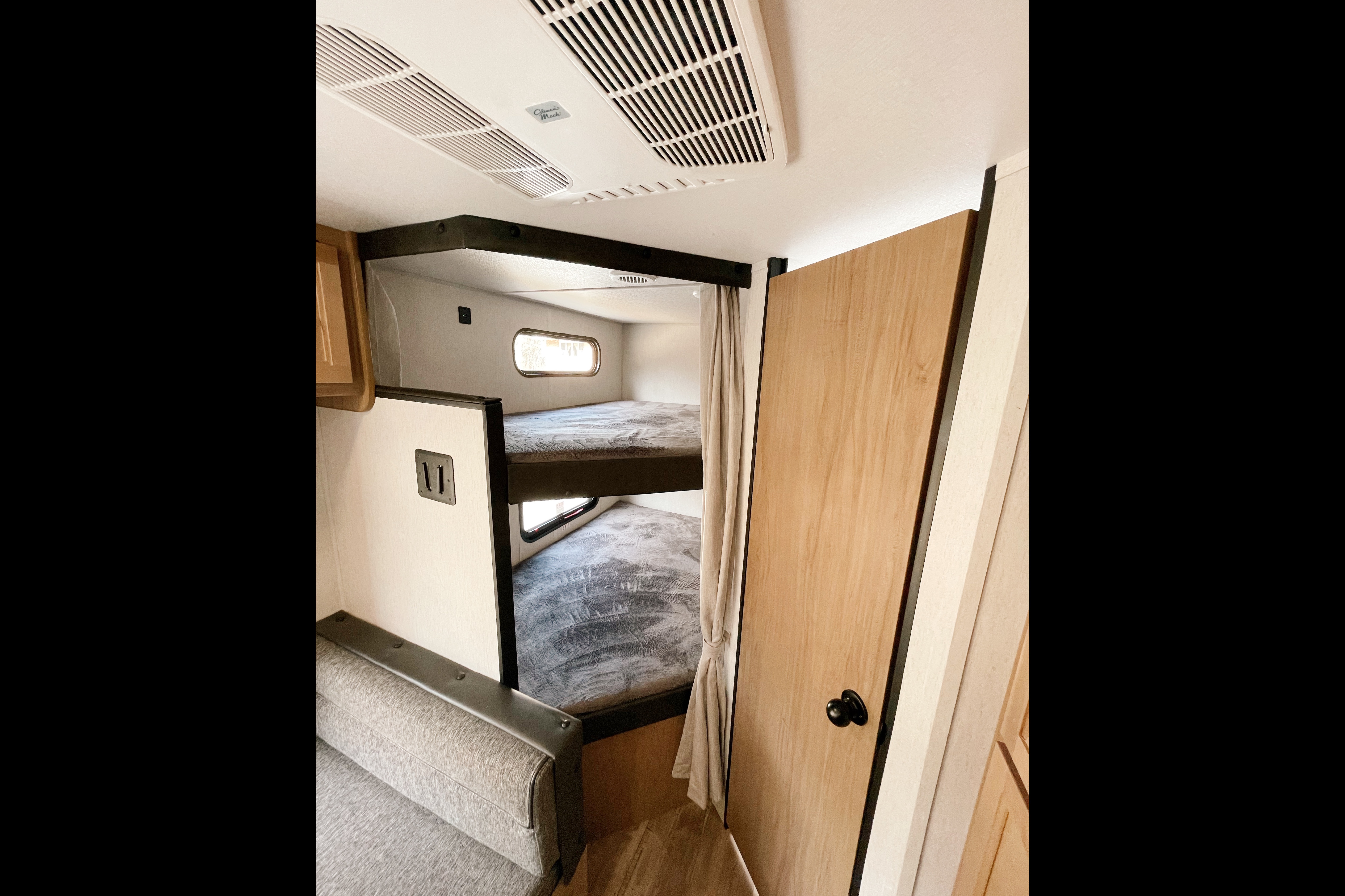 Monika's Cherokee 22MKSE Travel Trailer