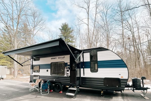 Monika's Cherokee 22MKSE Travel Trailer