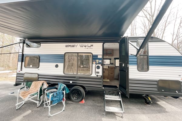 Monika's Cherokee 22MKSE Travel Trailer