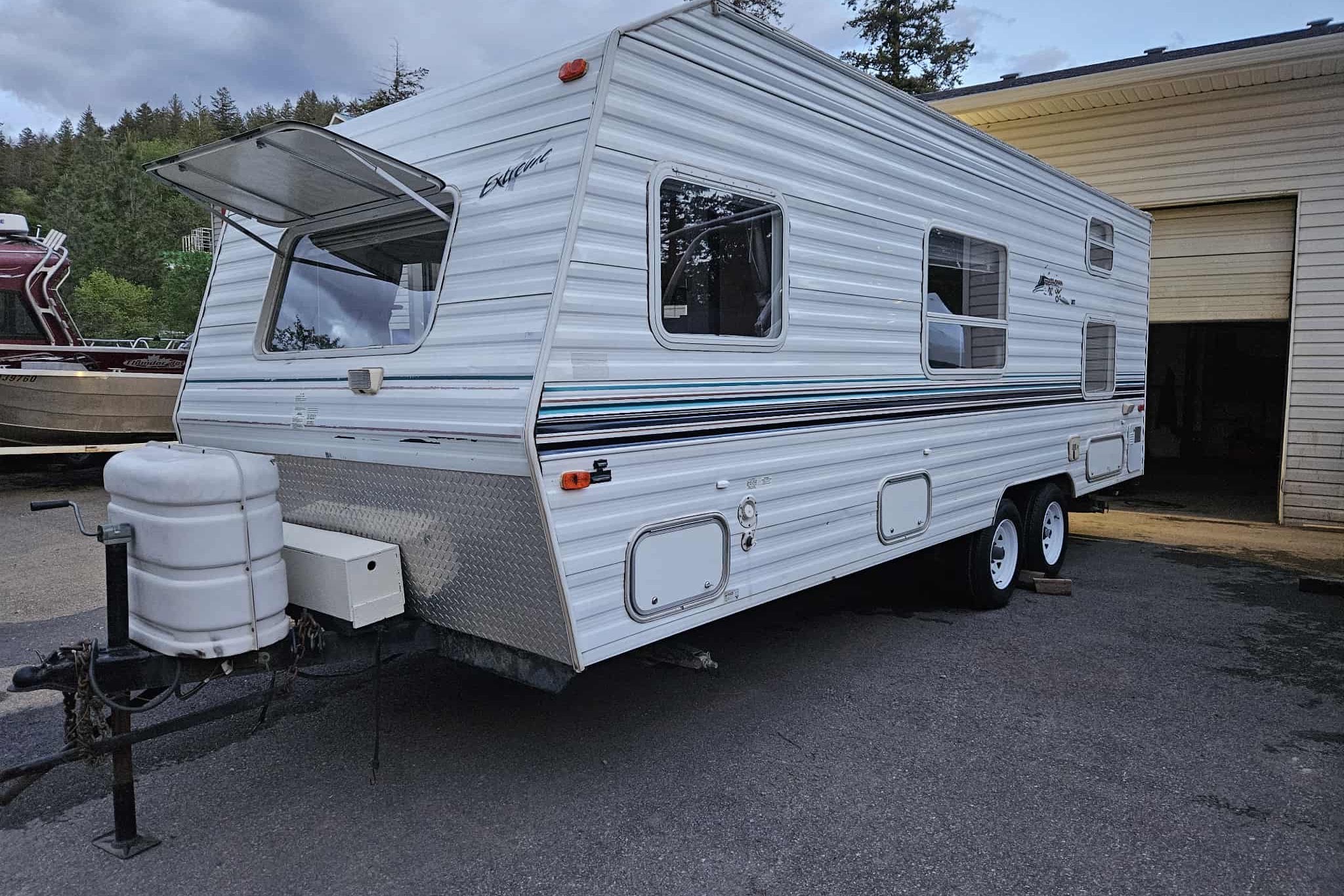 Road ranger Kit Travel Trailer