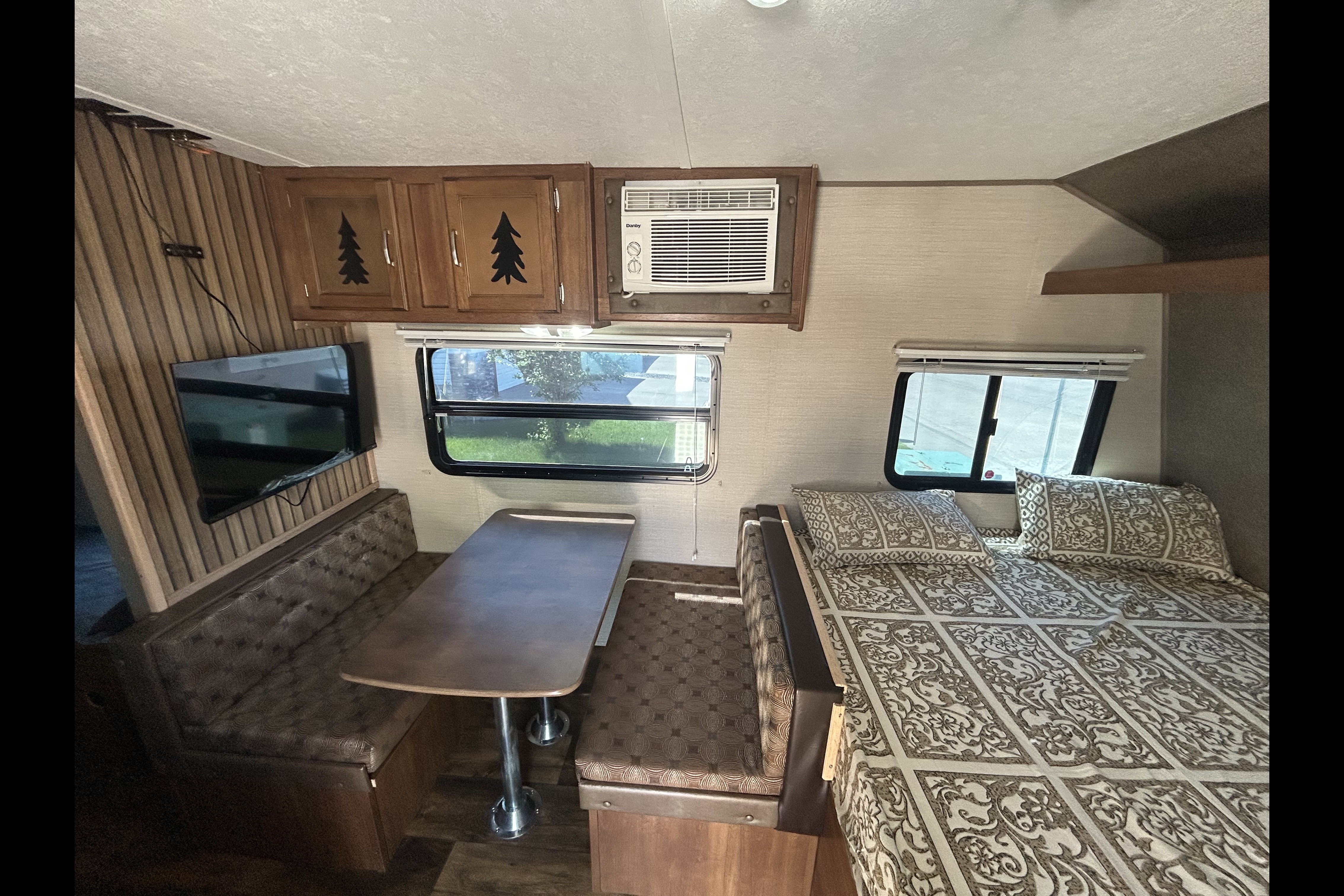 Gurvir's Keystone springdale Travel Trailer