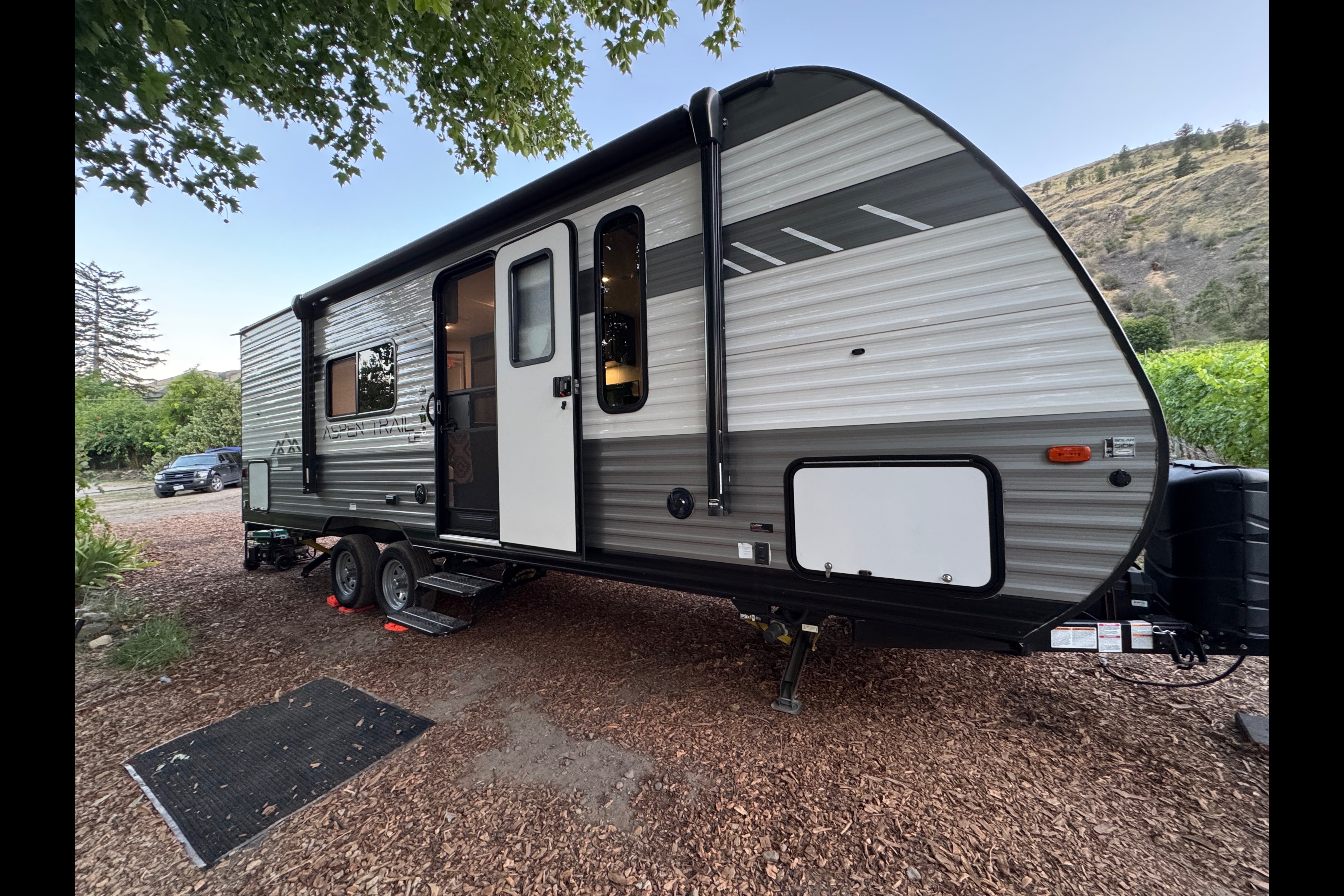 Dutchmen Aspen Trail Travel Trailer