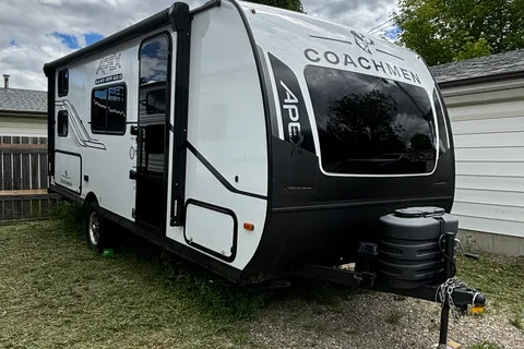 CampBasha Coachmen Apex nano 186BH off grid Travel Trailer