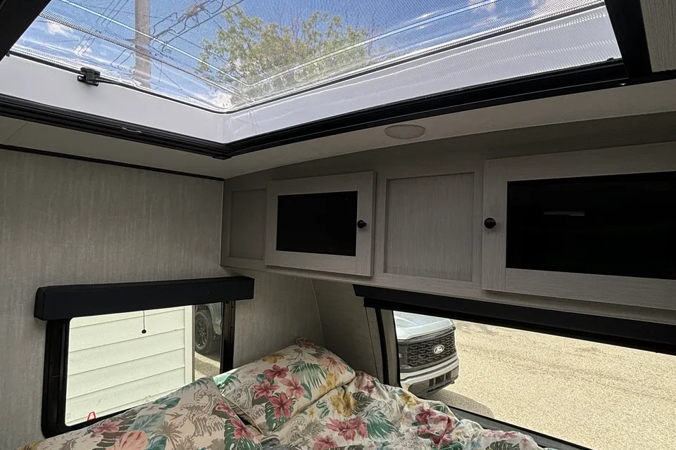 CampBasha Coachmen Apex nano 186BH off grid Travel Trailer
