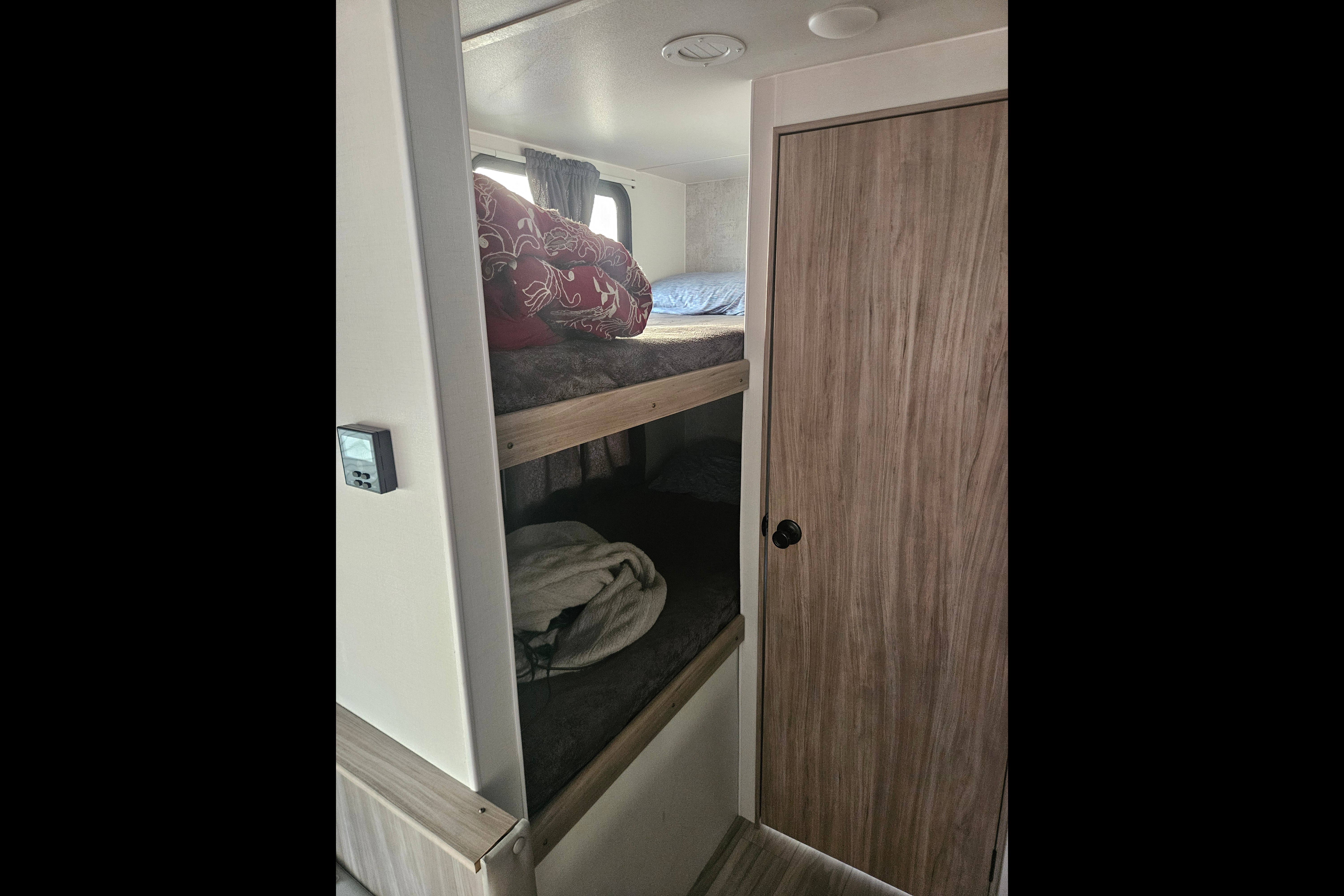 Troy's Winnebago 26bh access Travel Trailer