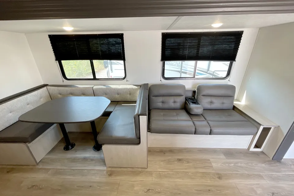 Tim's Coachmen 31QB Travel Trailer
