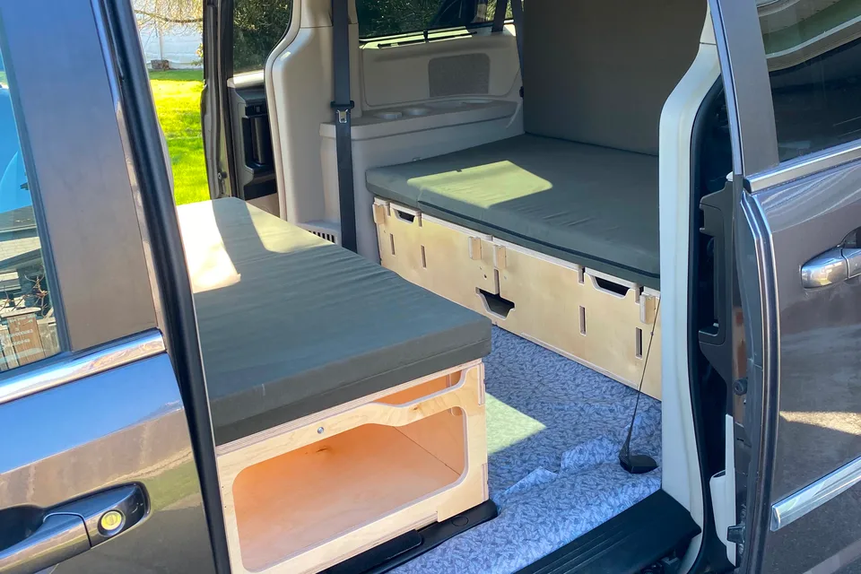 Lin’s campervan
