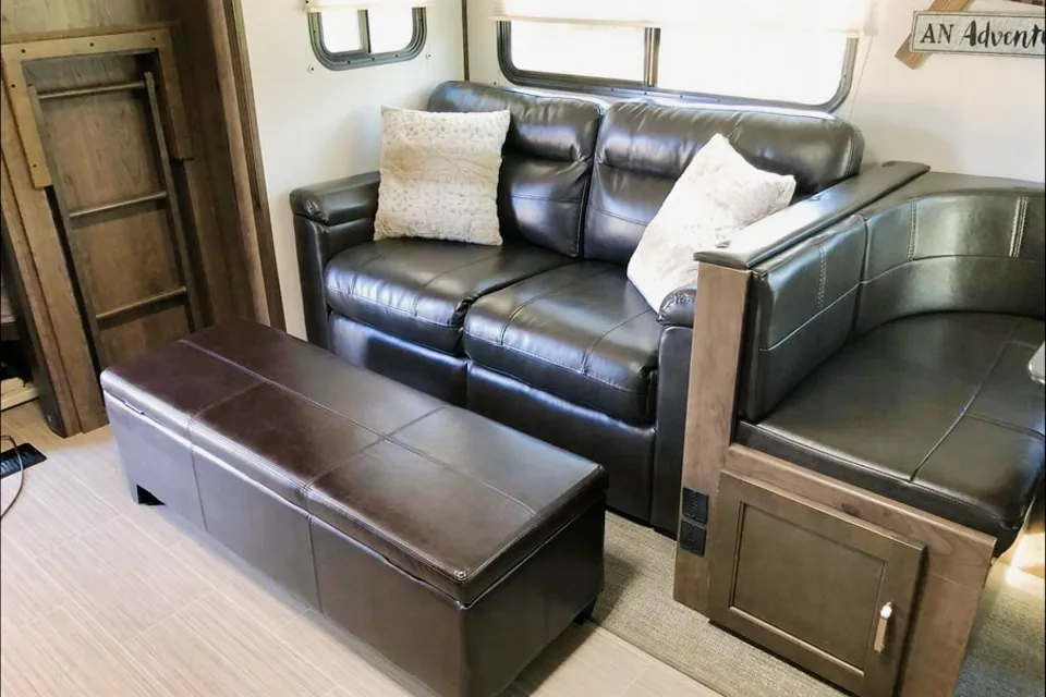 No addon fees for amenities!!! Keystone Passport 2950BH GT Series Travel Trailer
