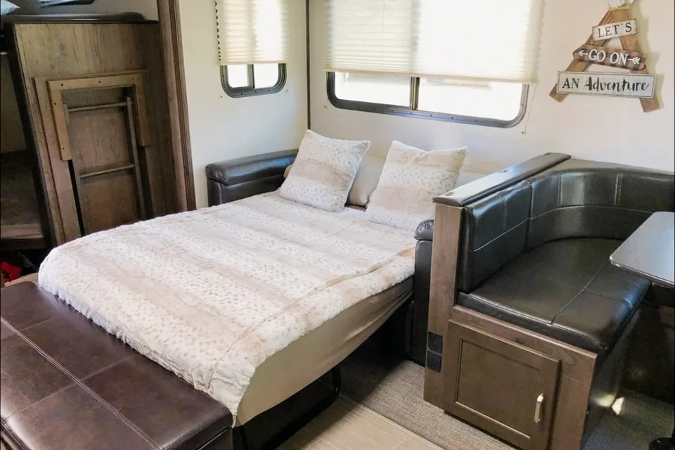 No addon fees for amenities!!! Keystone Passport 2950BH GT Series Travel Trailer