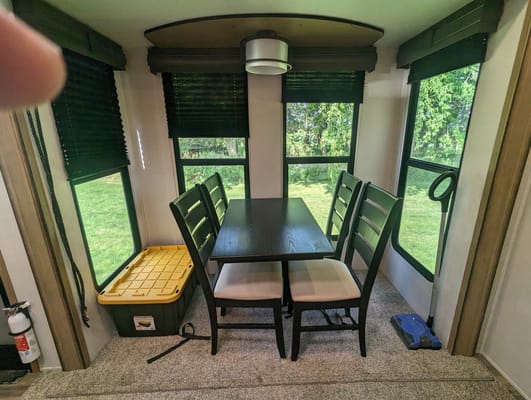 Stein’s Prime Time Sanibel Fifth Wheel