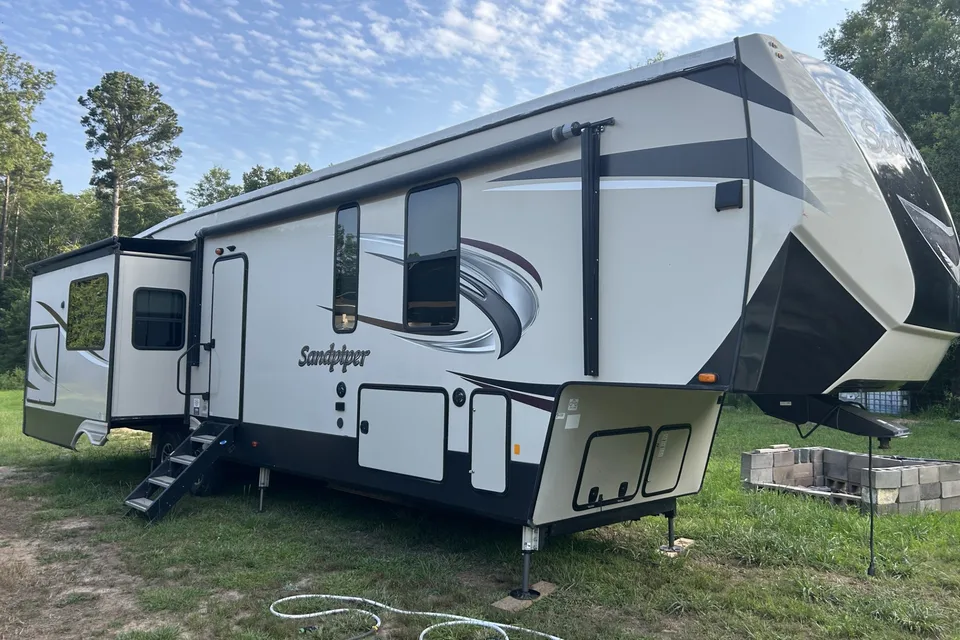 Preston's Forest River Sandpiper 372LOK Fifth Wheel