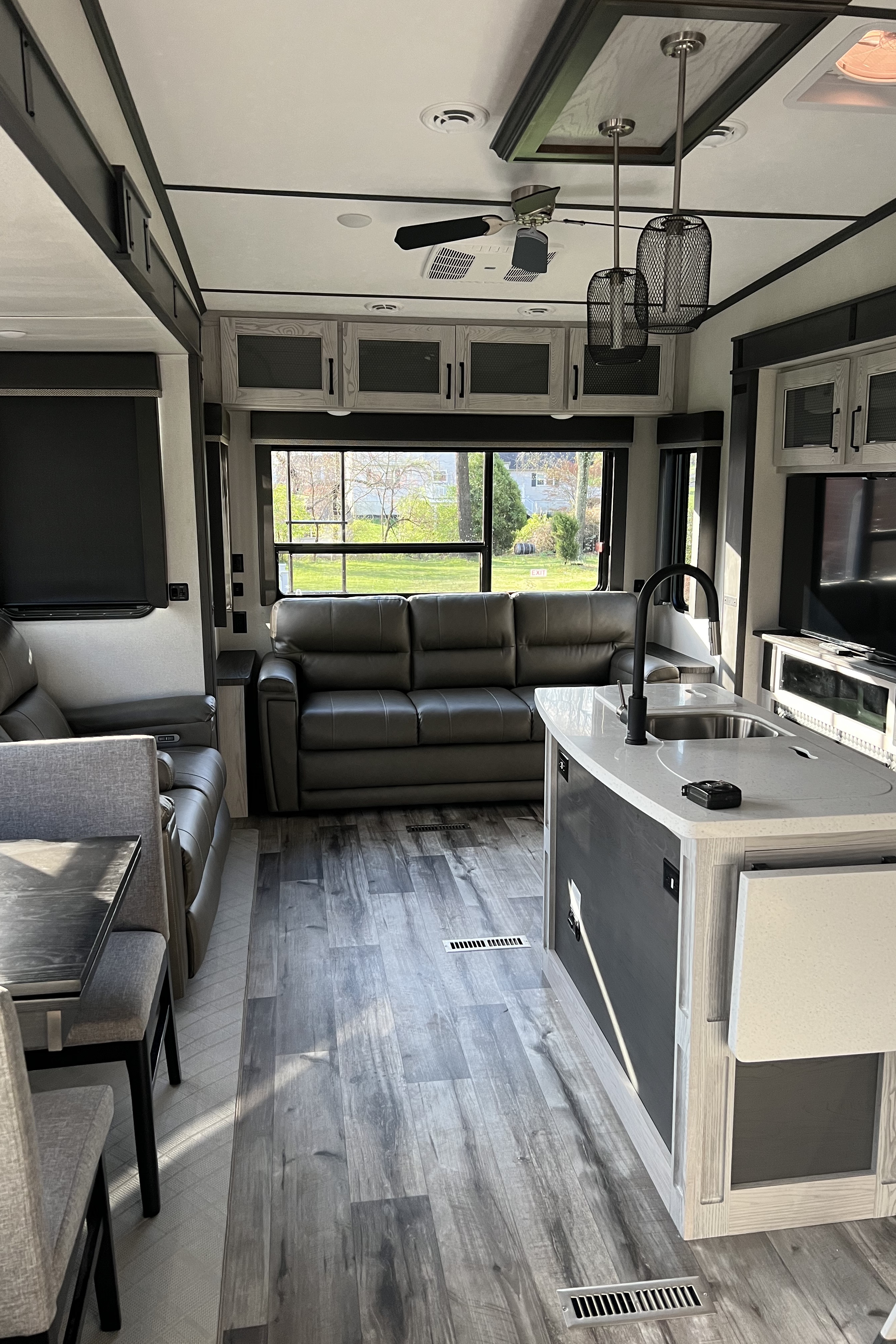 Bernadette's Keystone Montana high country fifth Wheel