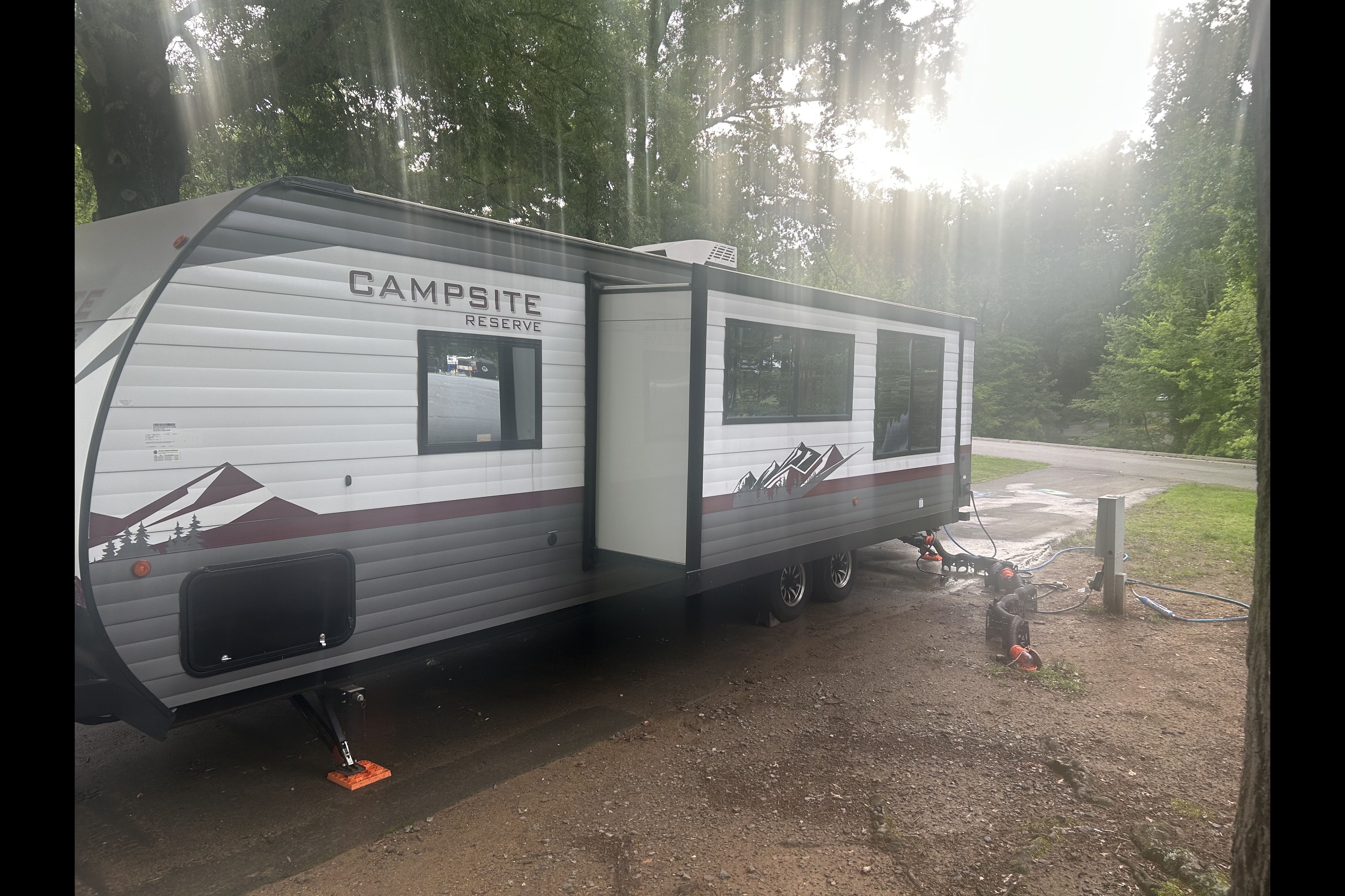 Christian's Forest River Campsite reserve Travel Trailer