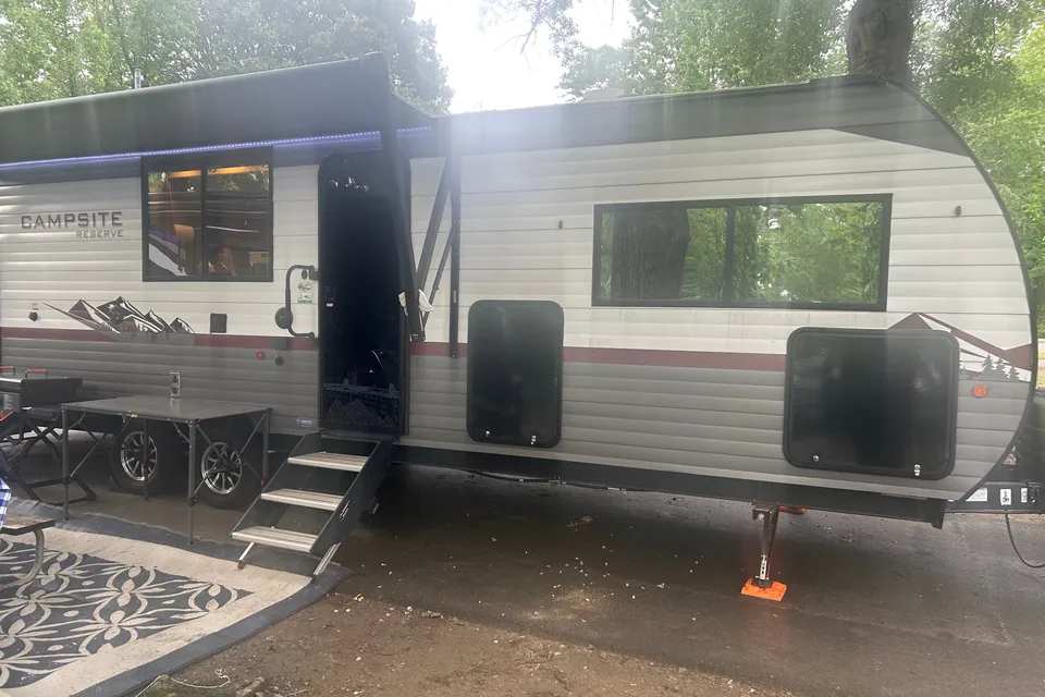 Christian's Forest River Campsite reserve Travel Trailer