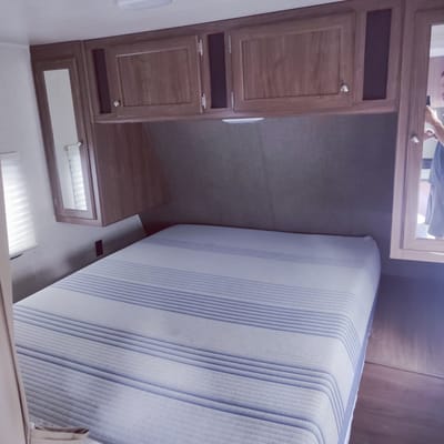 Michael's Heartland Pioneer 27 Travel Trailer