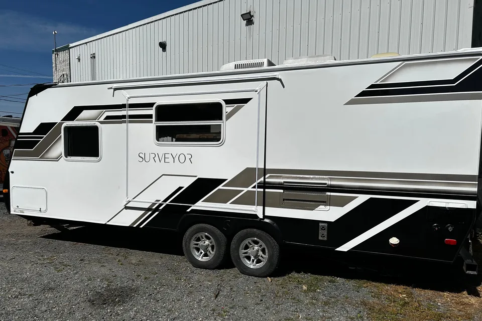 Roulotte Forest River surveyor sv249