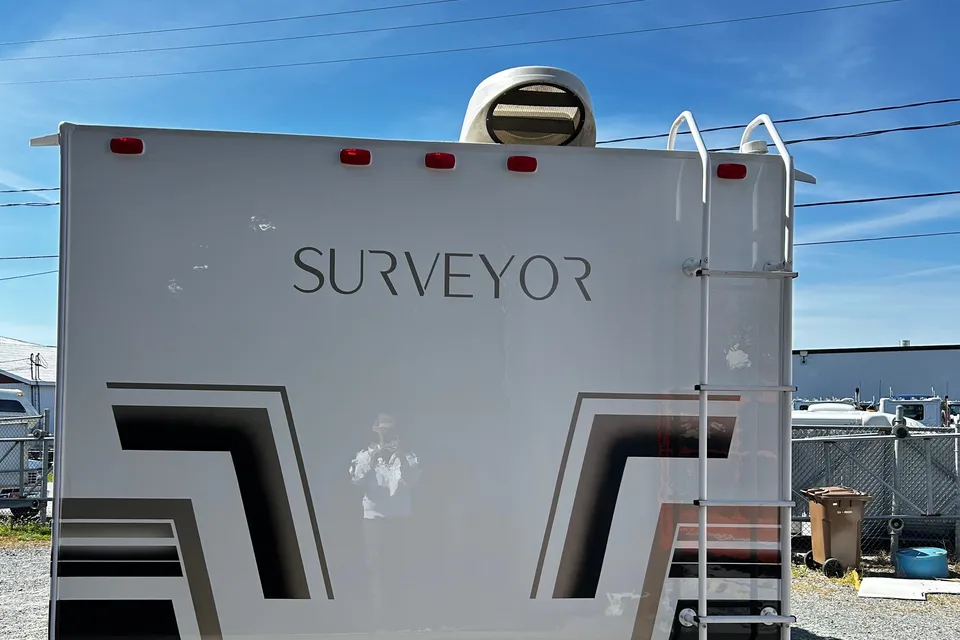 Roulotte Forest River surveyor sv249