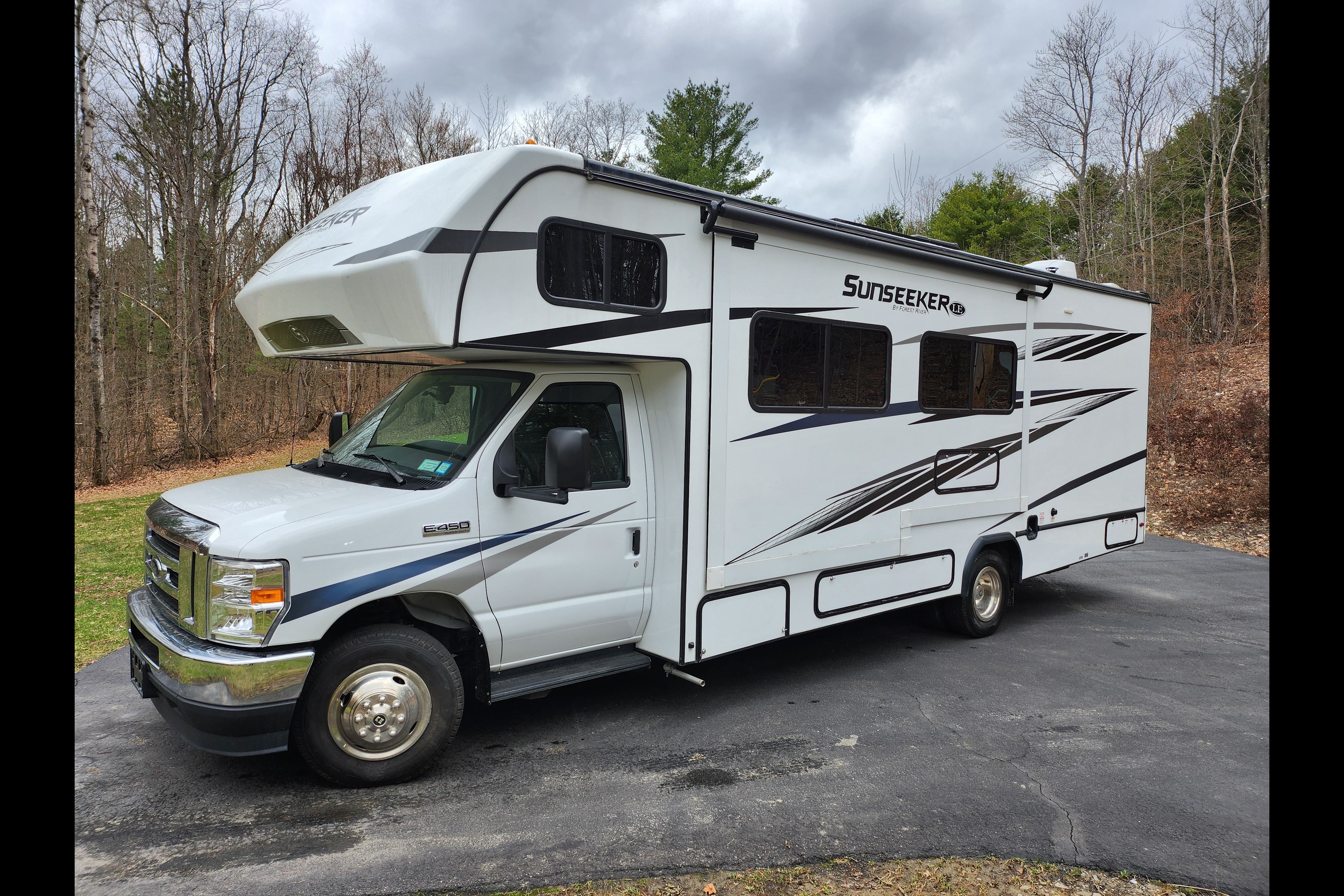 Coaster Seeker Forest River Sunseeker Class C