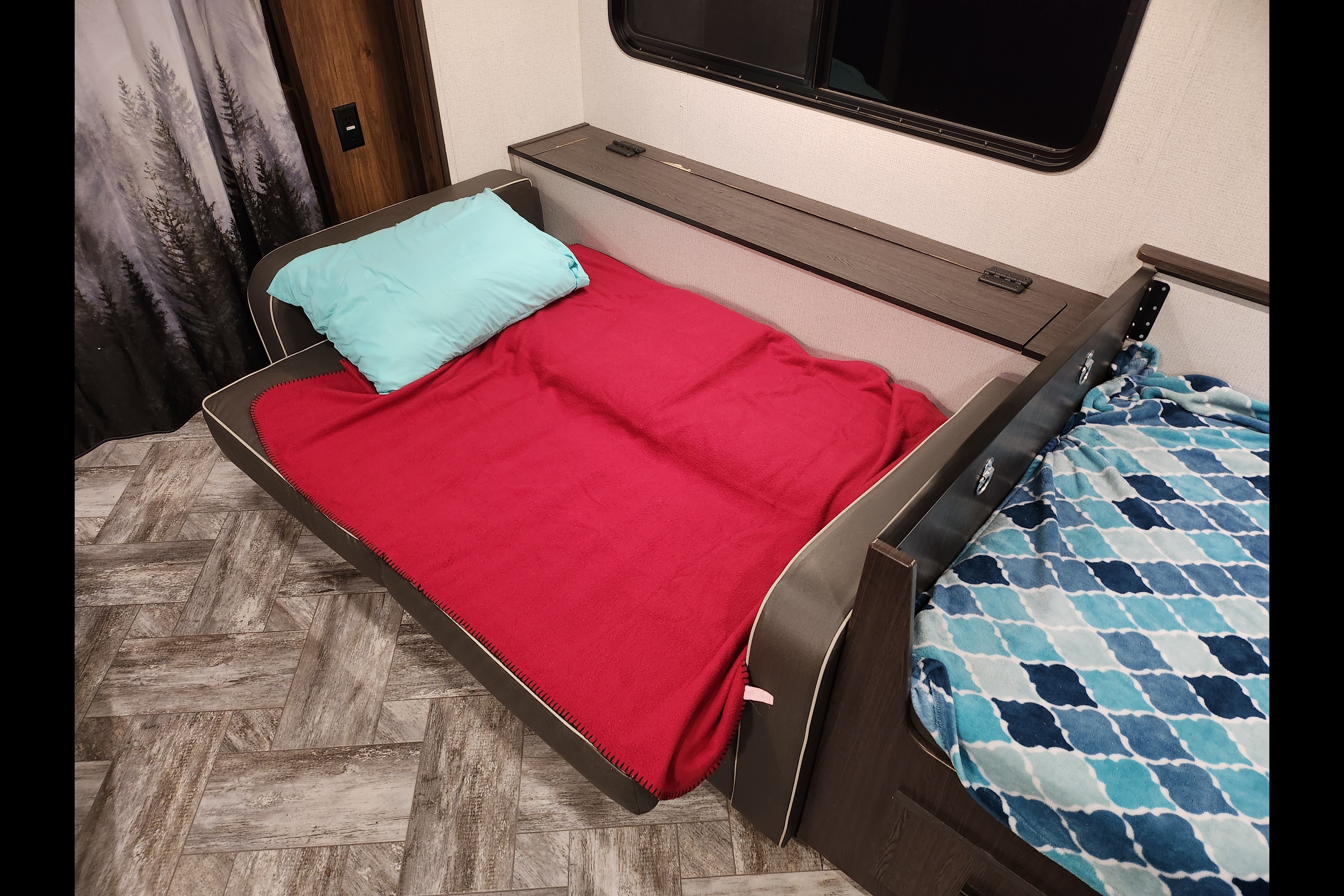 Coaster Seeker Forest River Sunseeker Class C