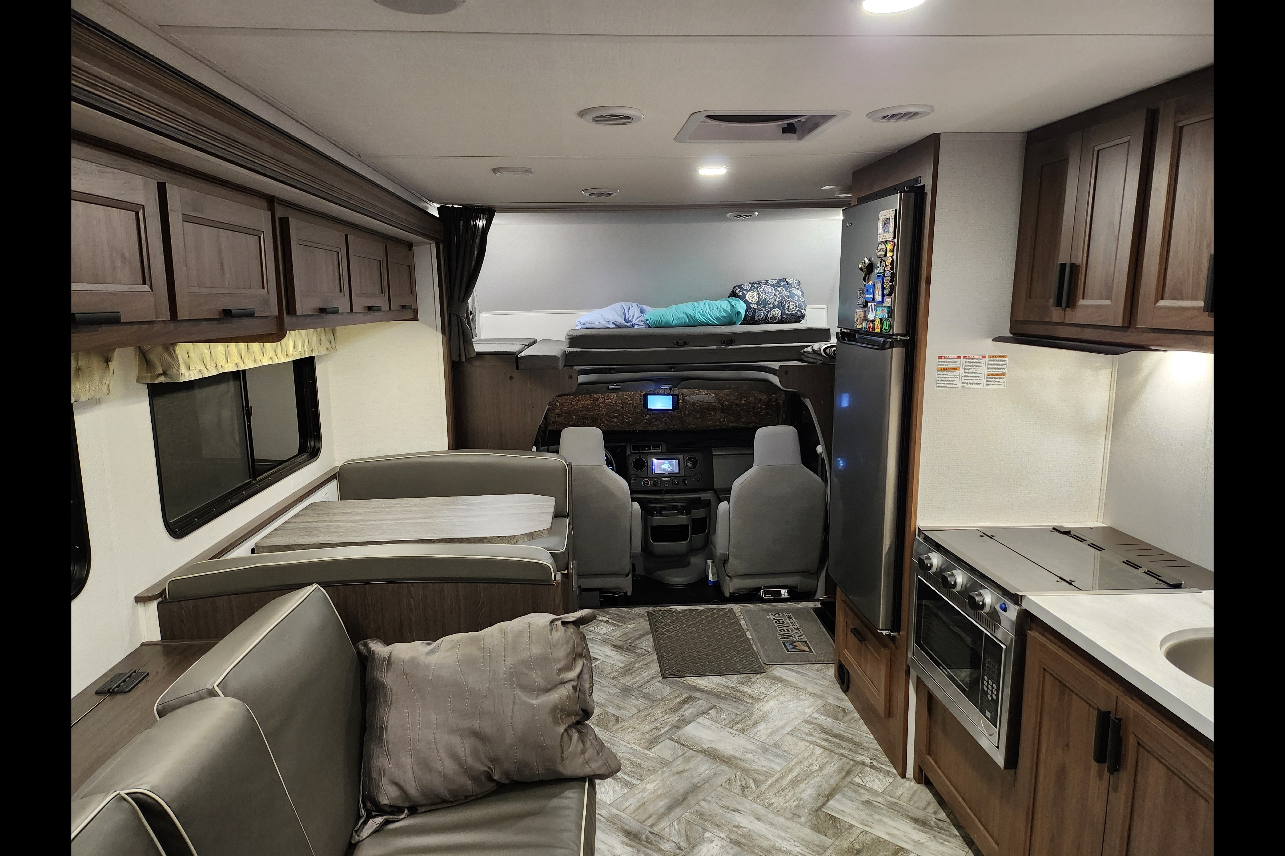Coaster Seeker Forest River Sunseeker Class C