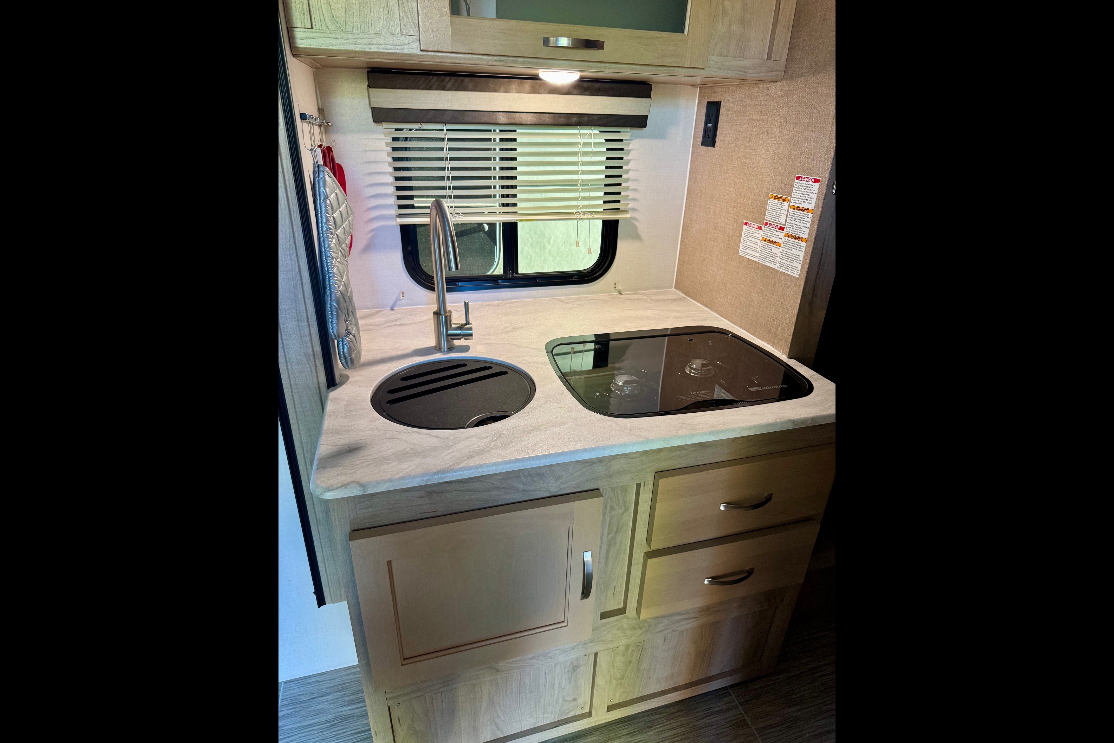 2019 189 R-Pod Hood River Edition - "Hoppy II" a Happy Camper