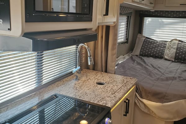 Carlos' Thor Motor Coach Freedom Elite Class C